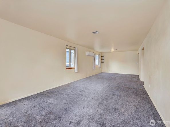 2707 18th Street, Everett WA 98201