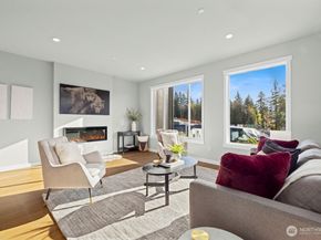 16823 Alder Way G8, Lynnwood WA 98037