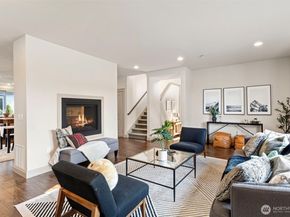 553 SE Andrews Street B, Issaquah WA 98027