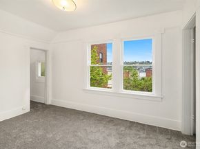 2031 Eastlake Avenue E, Seattle WA 98102