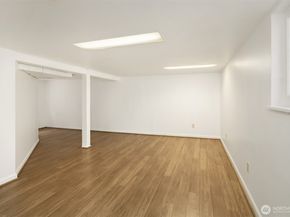 2031 Eastlake Avenue E, Seattle WA 98102