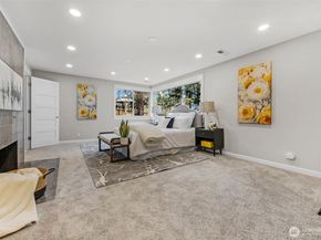 23619 5th Avenue W, Bothell WA 98021