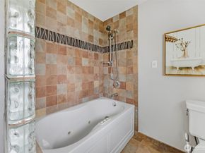 23619 5th Avenue W, Bothell WA 98021