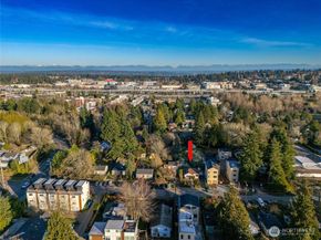 10332 Ashworth Avenue N, Seattle WA 98133