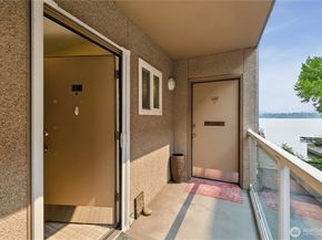 1810 43rd Avenue E 203, Seattle WA 98112