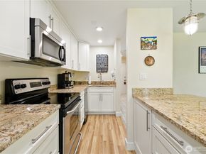 1810 43rd Avenue E 203, Seattle WA 98112