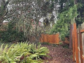 7332 9th Avenue NW, Seattle WA 98117