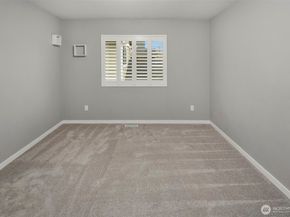 5819 NE 1st Street, Renton WA 98059