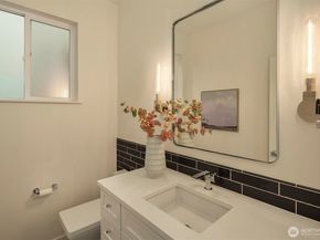 5819 NE 1st Street, Renton WA 98059