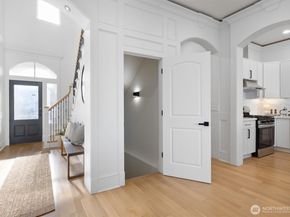 7908 S Lakeridge Drive, Seattle WA 98178