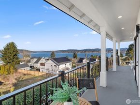 7908 S Lakeridge Drive, Seattle WA 98178