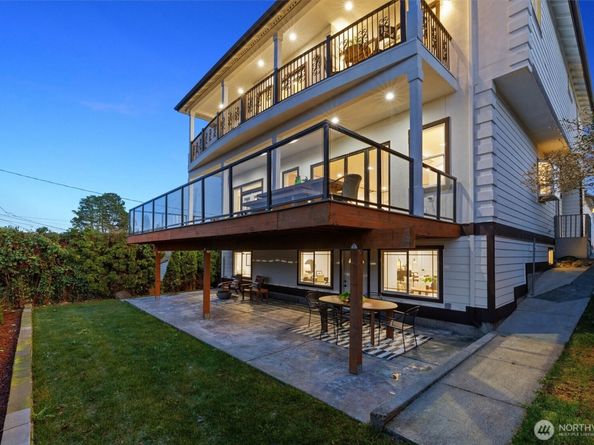 7908 S Lakeridge Drive, Seattle WA 98178