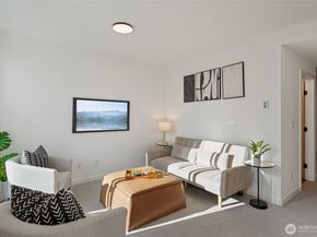 515 Howe Street A, Seattle WA 98109