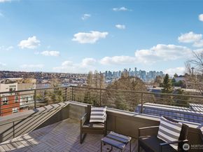 515 Howe Street A, Seattle WA 98109