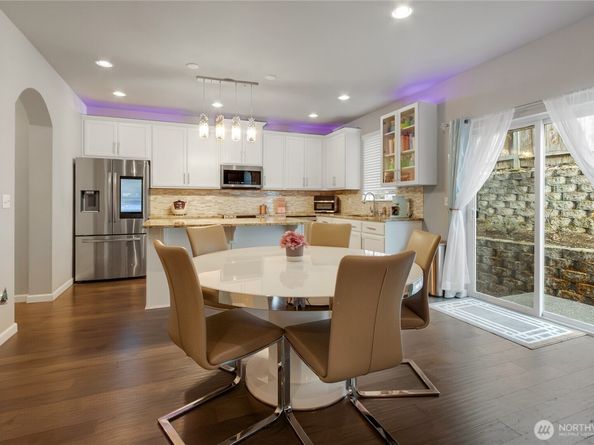 24212 114th Place SE, Kent WA 98030