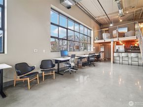 1886 25th Avenue NE 101, Issaquah WA 98029