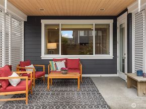 17333 NE 123rd Way, Redmond WA 98052