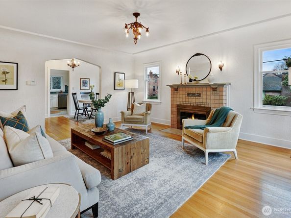 1902 NW 83rd Street, Seattle WA 98117