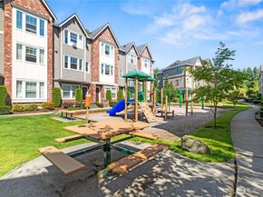 1912 113th Place SE, Everett WA 98208