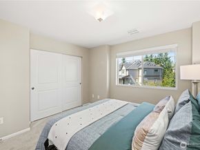 1912 113th Place SE, Everett WA 98208