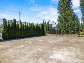 1912 113th Place SE, Everett WA 98208