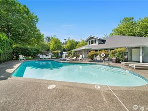 6700 NE 182nd Street A208, Kenmore WA 98028