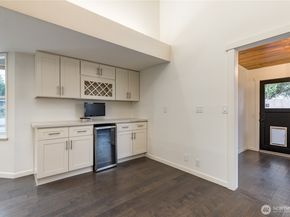 3215 Scenic Drive, Auburn WA 98092