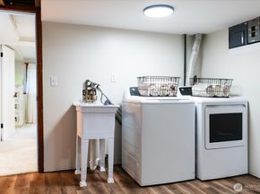 11224 SE 76th Street, Newcastle WA 98056