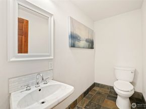 20604 4th Avenue S, Des Moines WA 98198