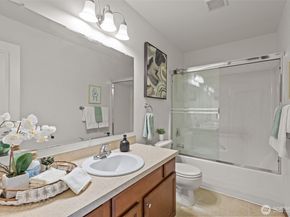 1450 S Donovan Street, Seattle WA 98108