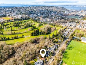 4549 26th Avenue SW, Seattle WA 98106