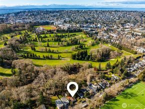 4549 26th Avenue SW, Seattle WA 98106