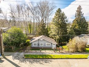 4549 26th Avenue SW, Seattle WA 98106