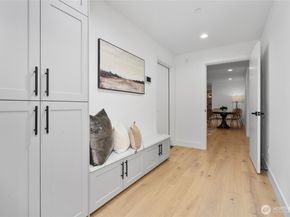 11855 89th Place NE, Kirkland WA 98034