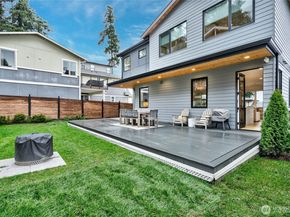 11855 89th Place NE, Kirkland WA 98034