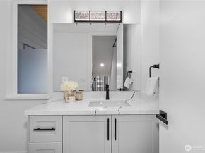 11855 89th Place NE, Kirkland WA 98034