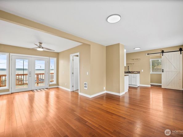 1805 Lawrence Street, Port Orchard WA 98366