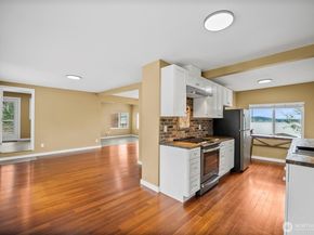 1805 Lawrence Street, Port Orchard WA 98366