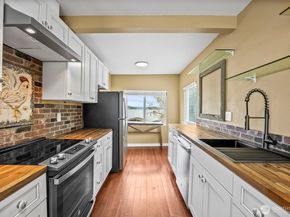 1805 Lawrence Street, Port Orchard WA 98366