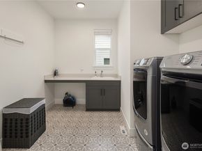 7967 112th Lane SE, Newcastle WA 98056