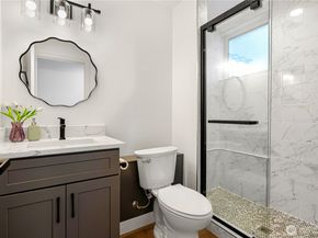 8522 23rd Avenue NE, Seattle WA 98115