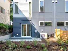 8522 23rd Avenue NE, Seattle WA 98115