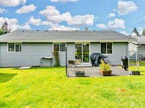 24532 35th Place S, Kent WA 98032