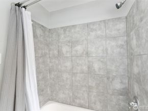 24532 35th Place S, Kent WA 98032