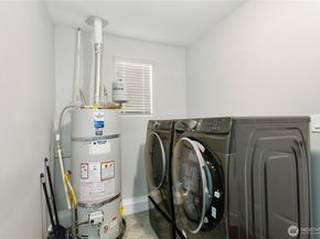 24532 35th Place S, Kent WA 98032