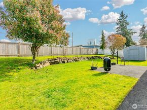 24532 35th Place S, Kent WA 98032