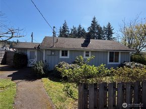 1275 Northlake Way NW, Bremerton WA 98312