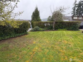 1275 Northlake Way NW, Bremerton WA 98312