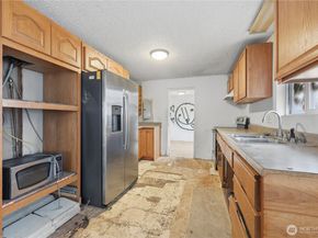 11630 Center Road, Everett WA 98204