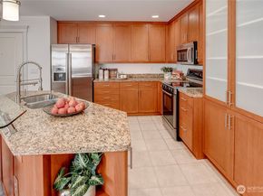 3150 W Government Way 404, Seattle WA 98199